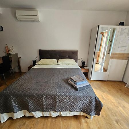Apartmani Barbara Brseč מראה חיצוני תמונה