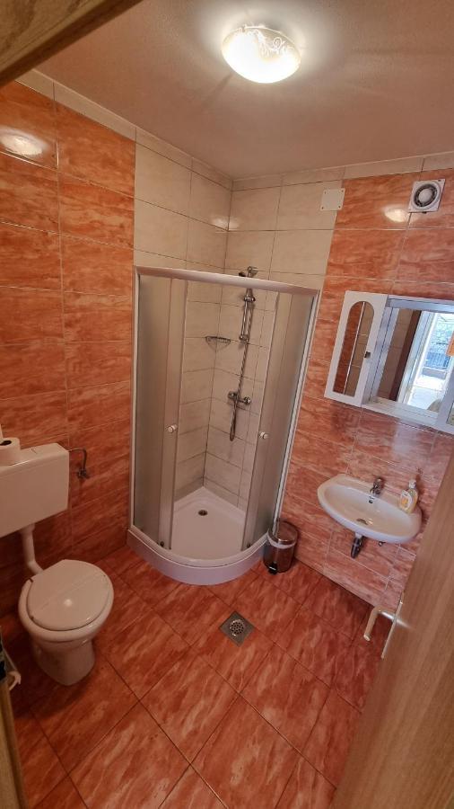 Apartmani Barbara Brseč מראה חיצוני תמונה