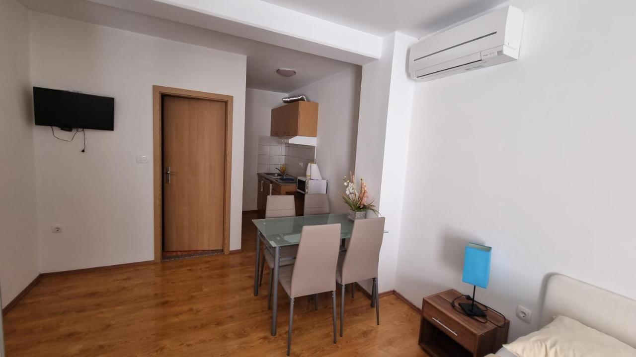 Apartmani Barbara Brseč מראה חיצוני תמונה