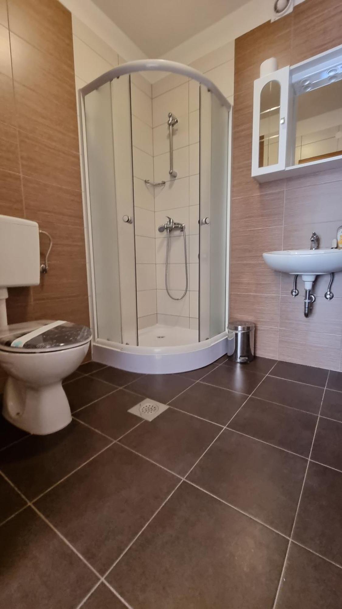 Apartmani Barbara Brseč מראה חיצוני תמונה