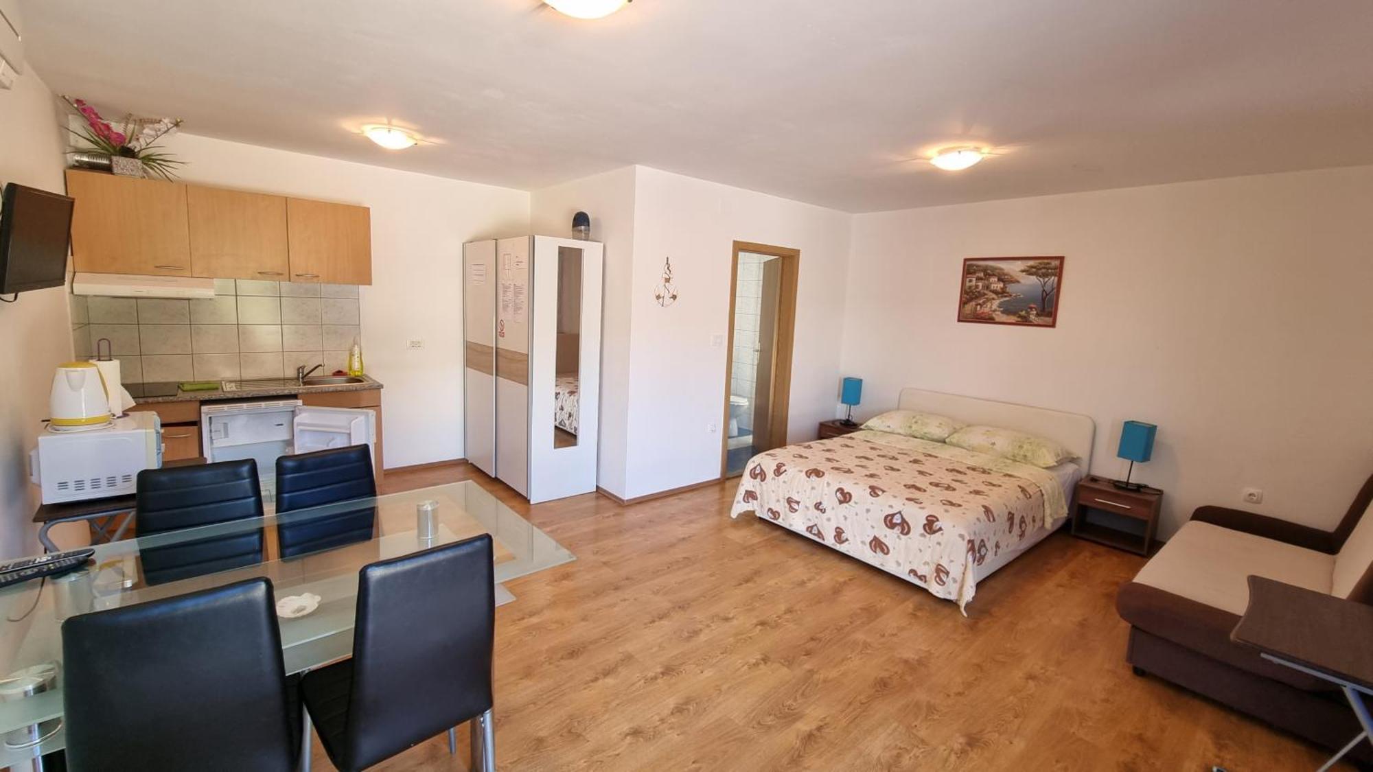 Apartmani Barbara Brseč מראה חיצוני תמונה