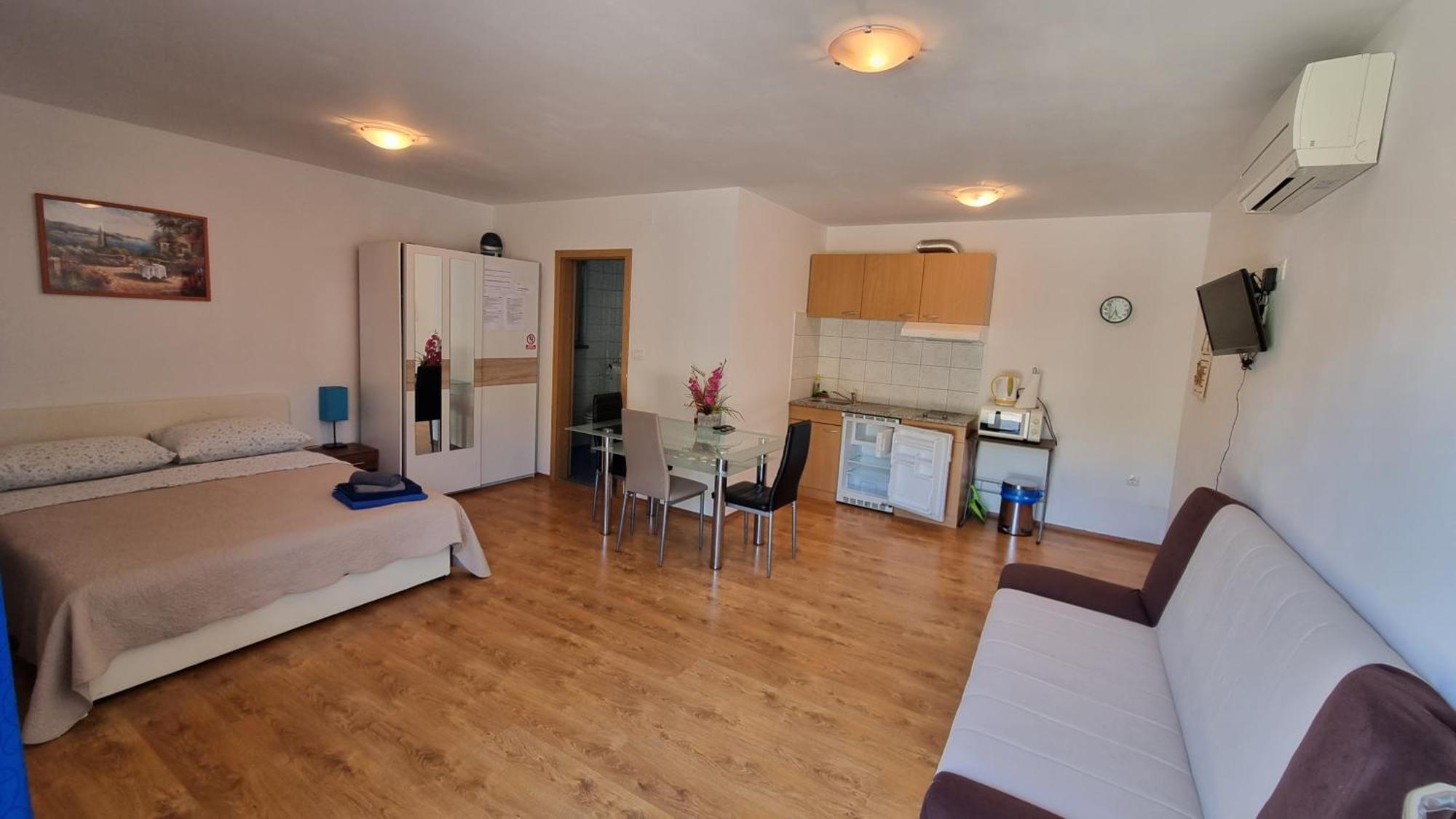 Apartmani Barbara Brseč מראה חיצוני תמונה