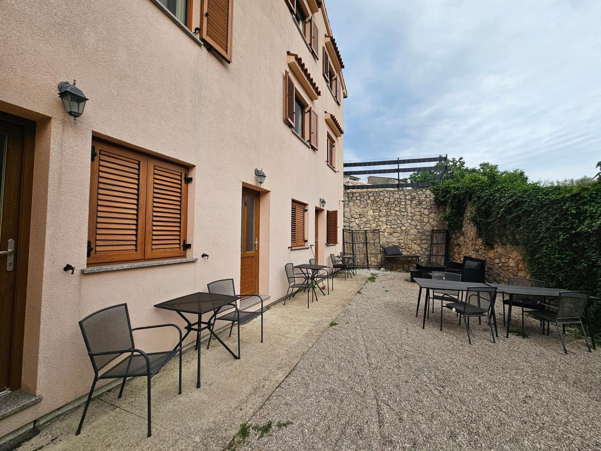 Apartmani Barbara Brseč מראה חיצוני תמונה